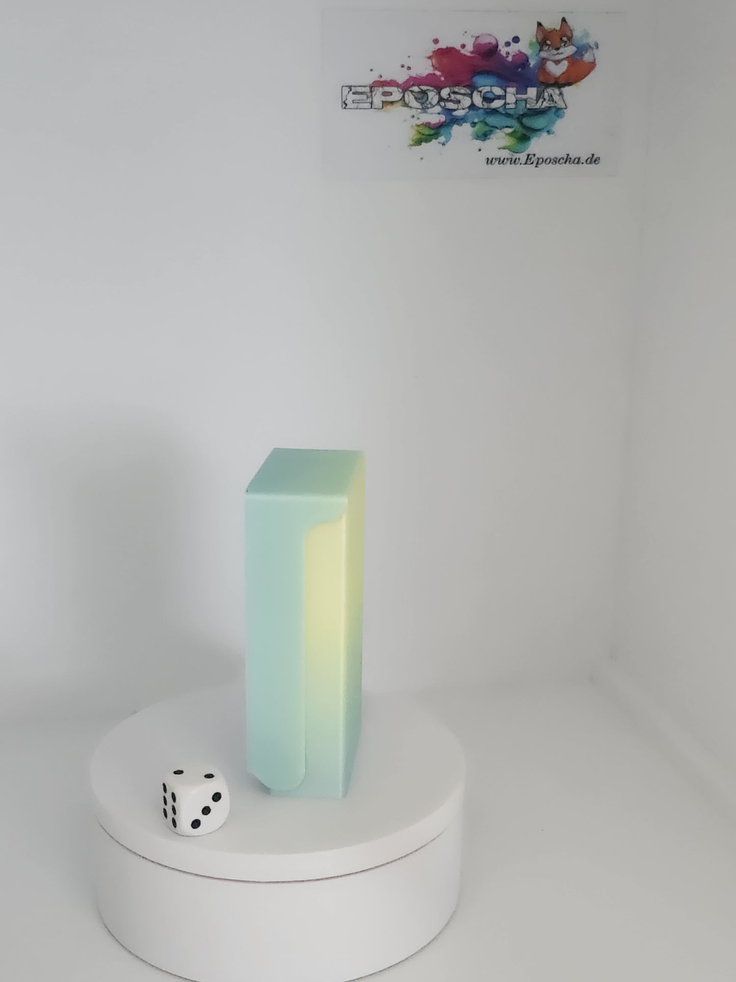 Einklappbarer würfelturm