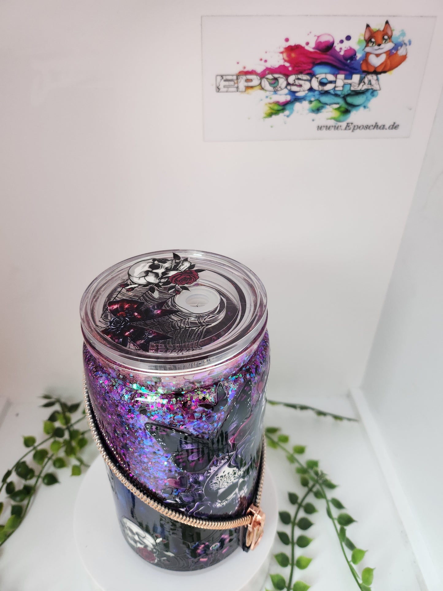 Lila Skull Zipp-Becher