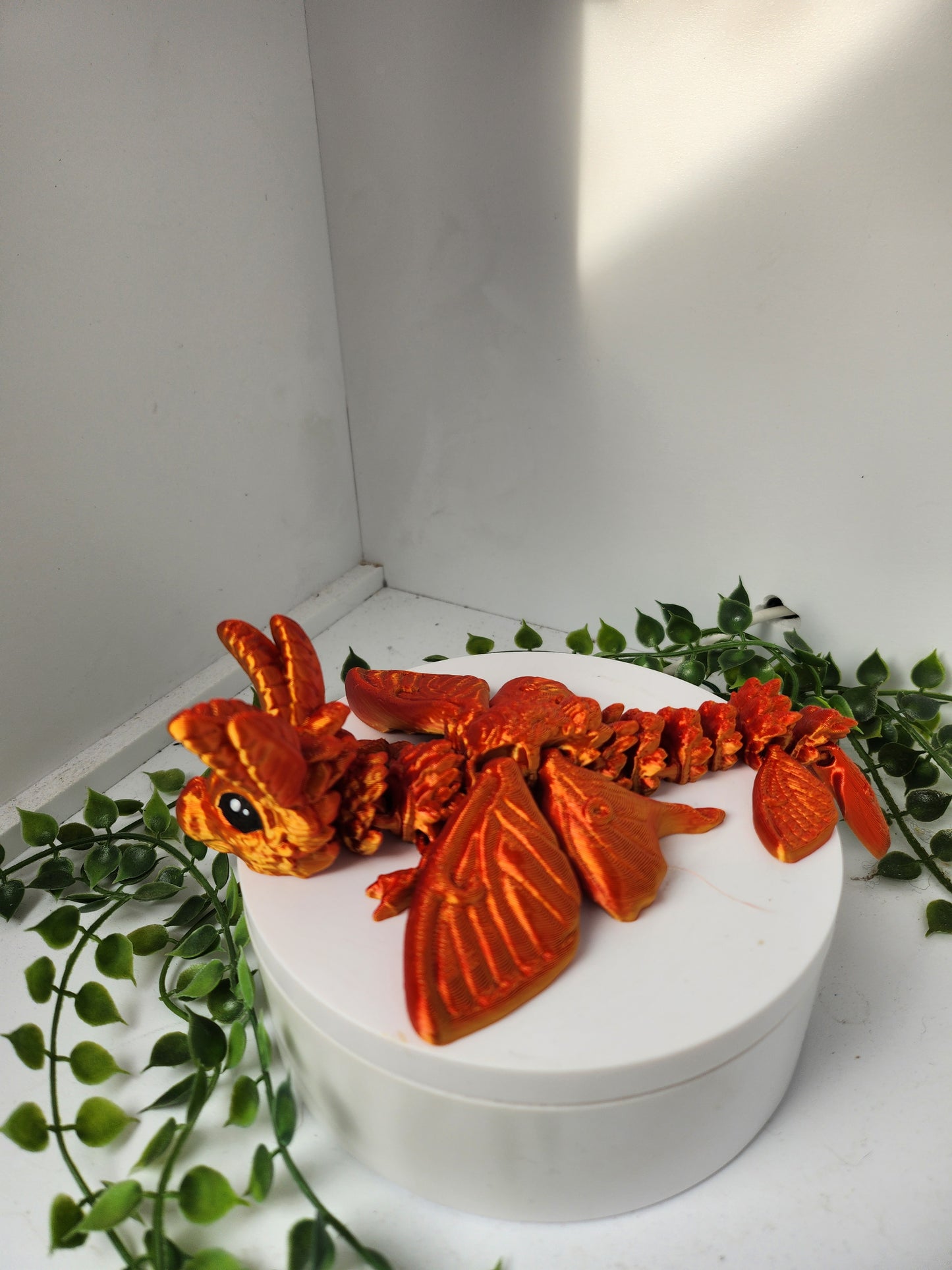 Motten drache - gold/rot